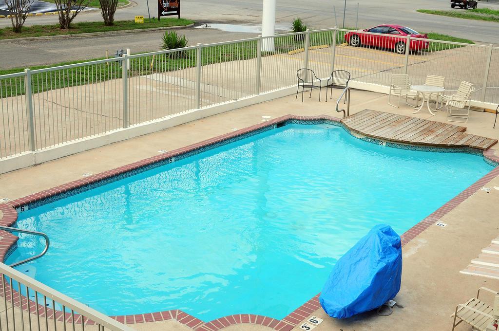 Quality Inn Gonzales Dış mekan fotoğraf